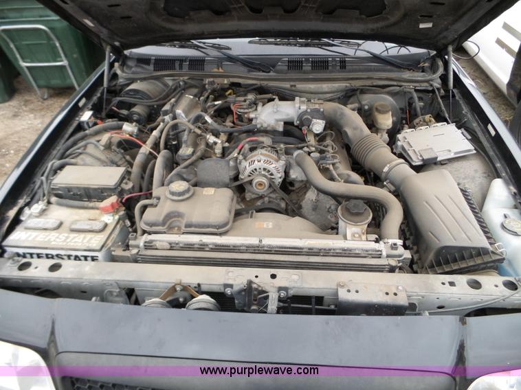 image for item L5095 2010 Ford Crown Victoria Police Interceptor