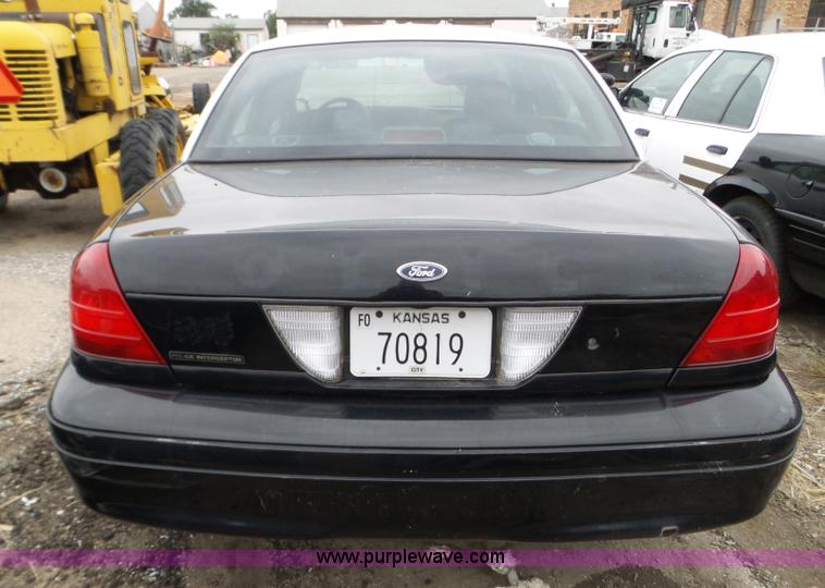 image for item L5096 2008 Ford Crown Victoria Police Interceptor