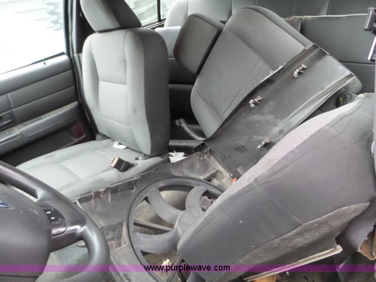 image for item L5096 2008 Ford Crown Victoria Police Interceptor