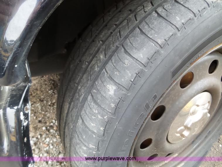 image for item L5096 2008 Ford Crown Victoria Police Interceptor