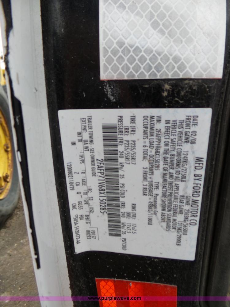 image for item L5096 2008 Ford Crown Victoria Police Interceptor