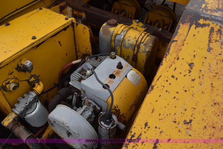 image for item L5995 1978 Hyster lowboy equipment trailer