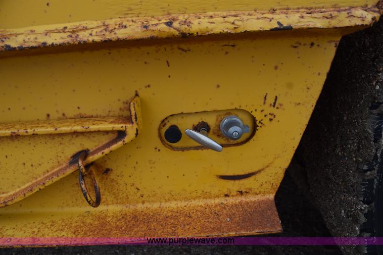 image for item L5995 1978 Hyster lowboy equipment trailer