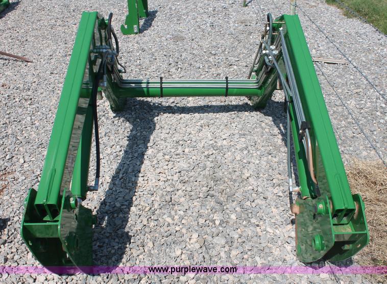 image for item AK9530 John Deere 553 loader