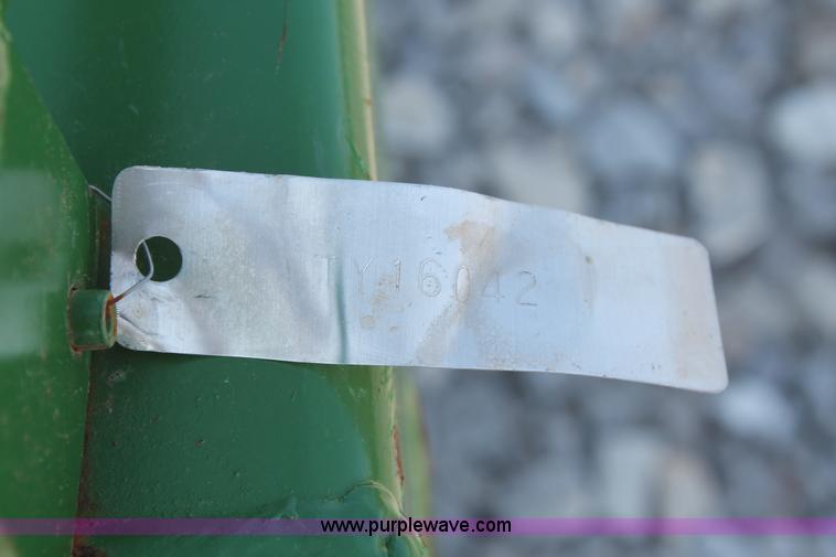 image for item AK9532 John Deere TY16402 three point quick attach