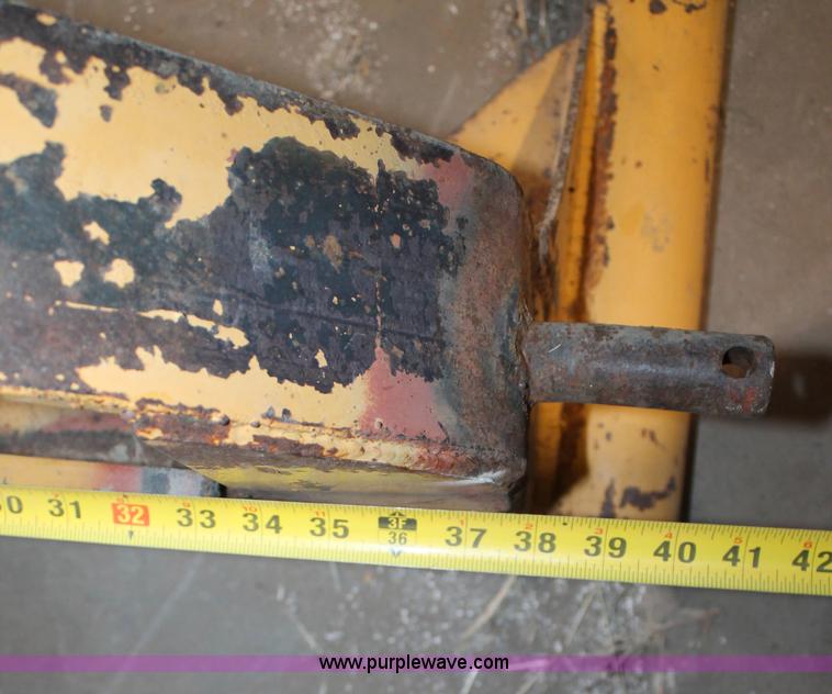 image for item BJ9382 Bale spear