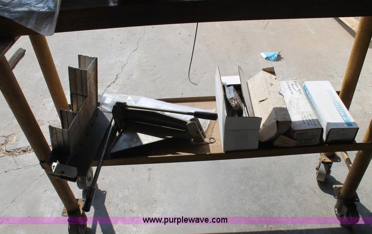 image for item BJ9383 Hay bale belt splicer