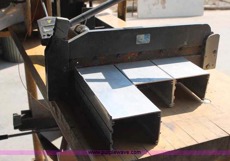 image for item BJ9383 Hay bale belt splicer