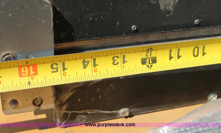 image for item BJ9383 Hay bale belt splicer