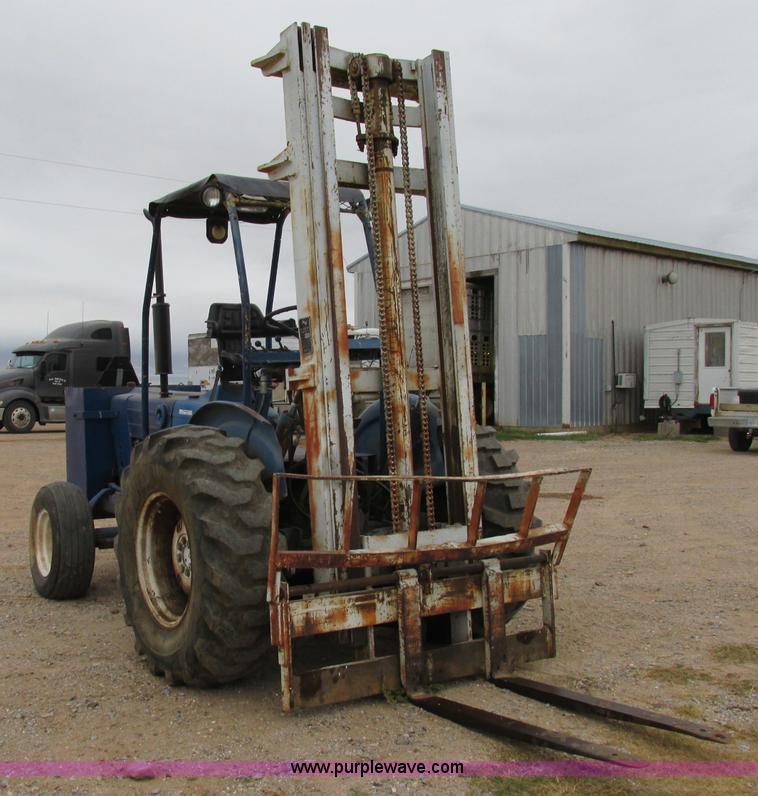 image for item BK9143 Ford forklift