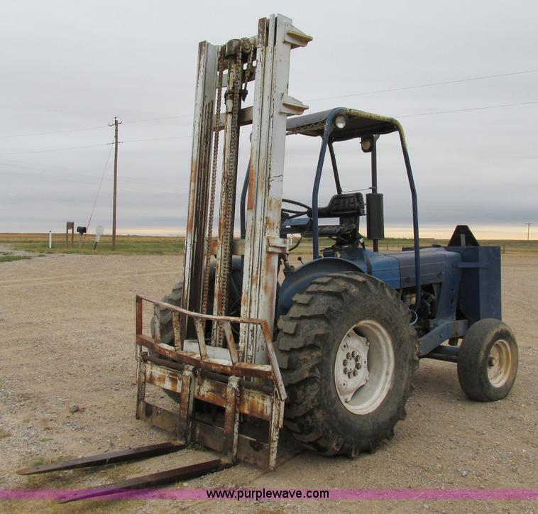 image for item BK9143 Ford forklift