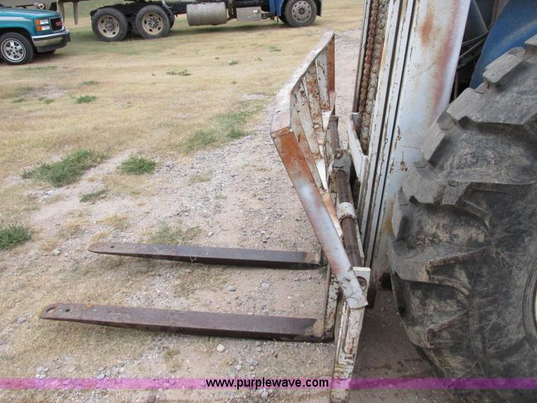 image for item BK9143 Ford forklift