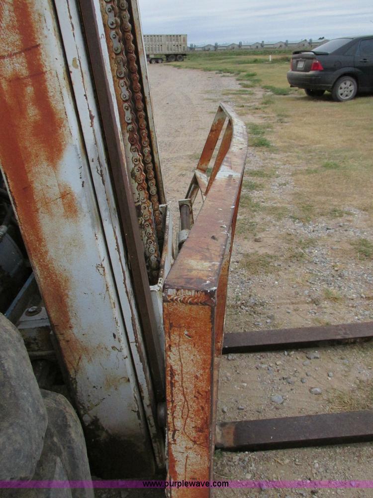 image for item BK9143 Ford forklift