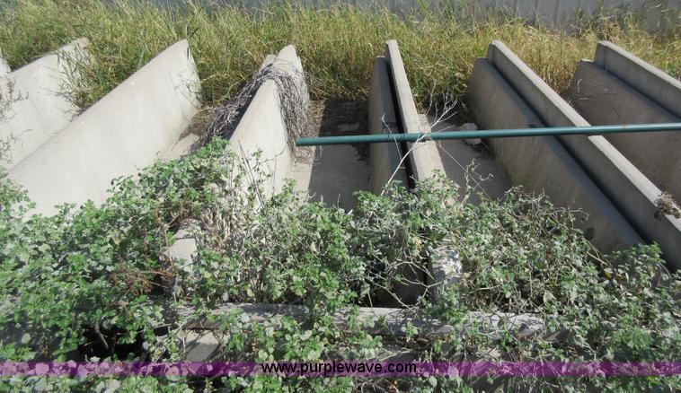 image for item BR9890 (20) 10'L concrete bunkers