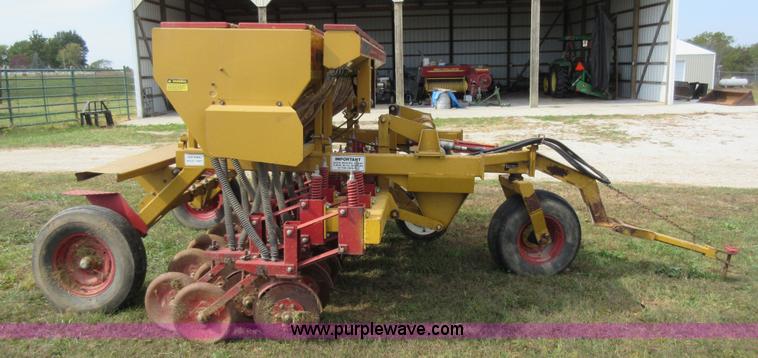 image for item BR9897 HayBuster grain drill