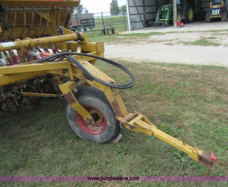 image for item BR9897 HayBuster grain drill