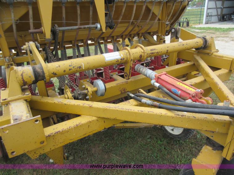 image for item BR9897 HayBuster grain drill