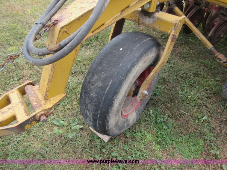 image for item BR9897 HayBuster grain drill