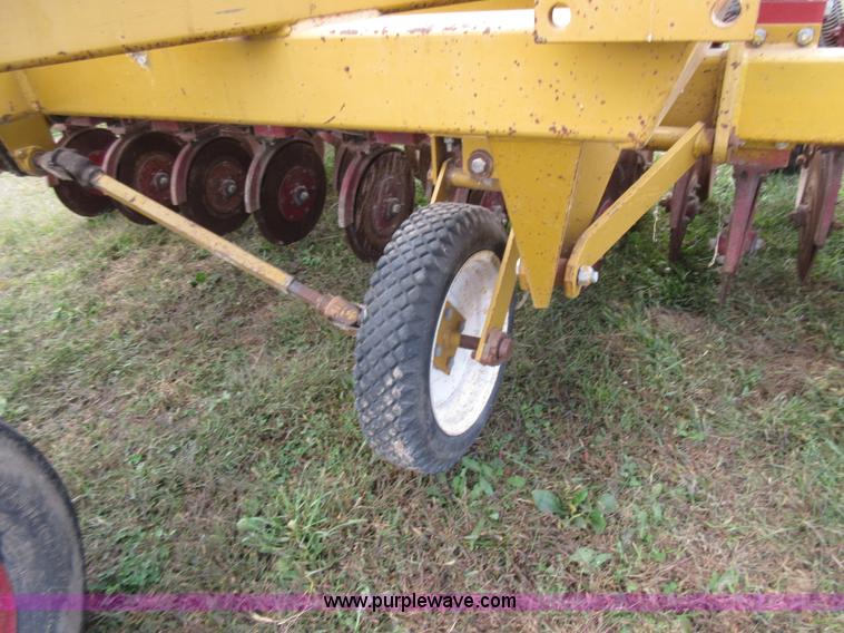 image for item BR9897 HayBuster grain drill