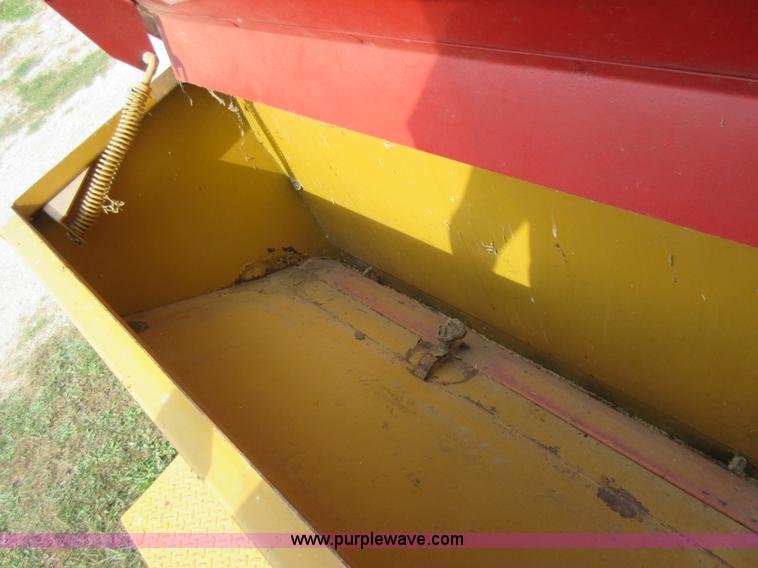 image for item BR9897 HayBuster grain drill