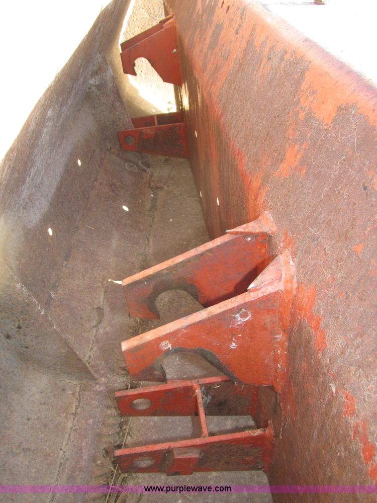 image for item H1123 Gehl 4400 skid steer