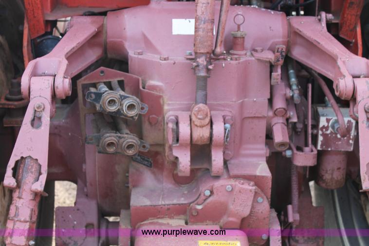 image for item J1430 Allis Chalmers 7040 tractor