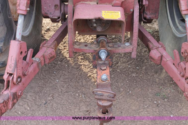 image for item J1430 Allis Chalmers 7040 tractor
