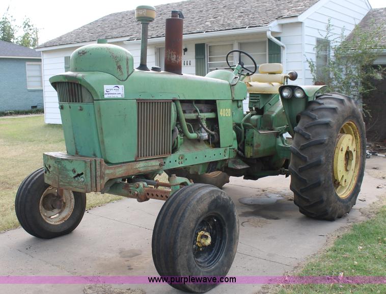 image for item J1431 John Deere 4020 tractor