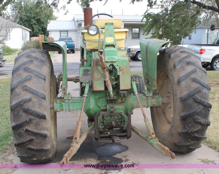 image for item J1431 John Deere 4020 tractor
