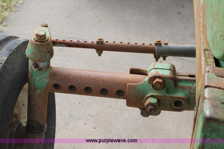 image for item J1431 John Deere 4020 tractor