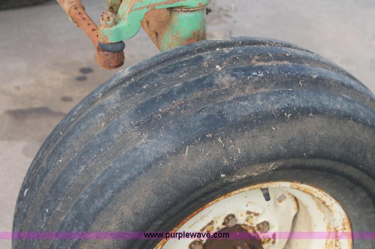 image for item J1431 John Deere 4020 tractor