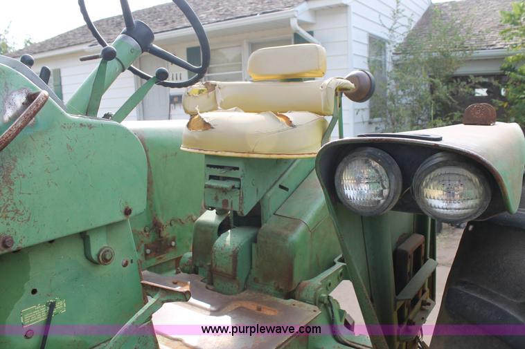 image for item J1431 John Deere 4020 tractor