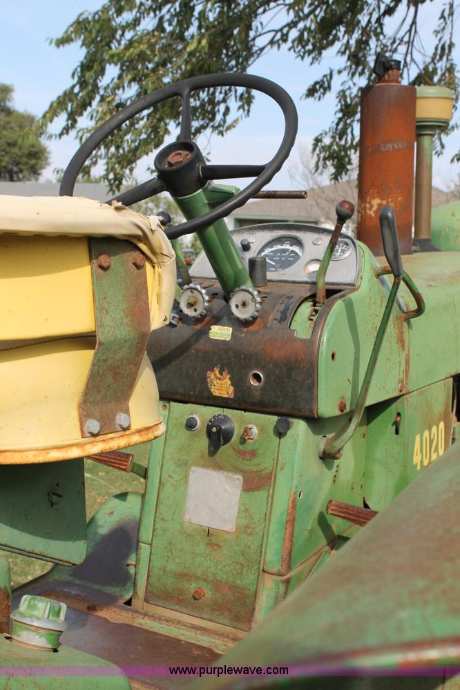 image for item J1431 John Deere 4020 tractor