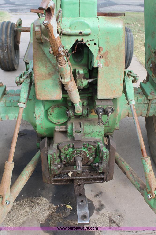 image for item J1431 John Deere 4020 tractor