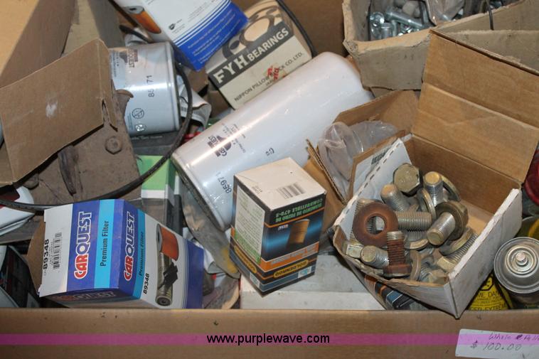 image for item J1432 Assorted parts and tools