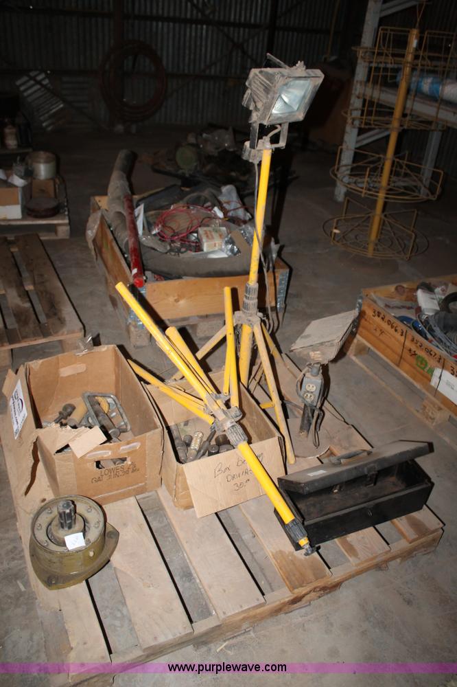 image for item J1432 Assorted parts and tools