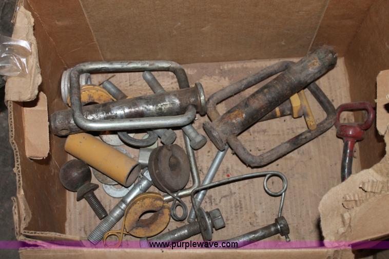 image for item J1432 Assorted parts and tools