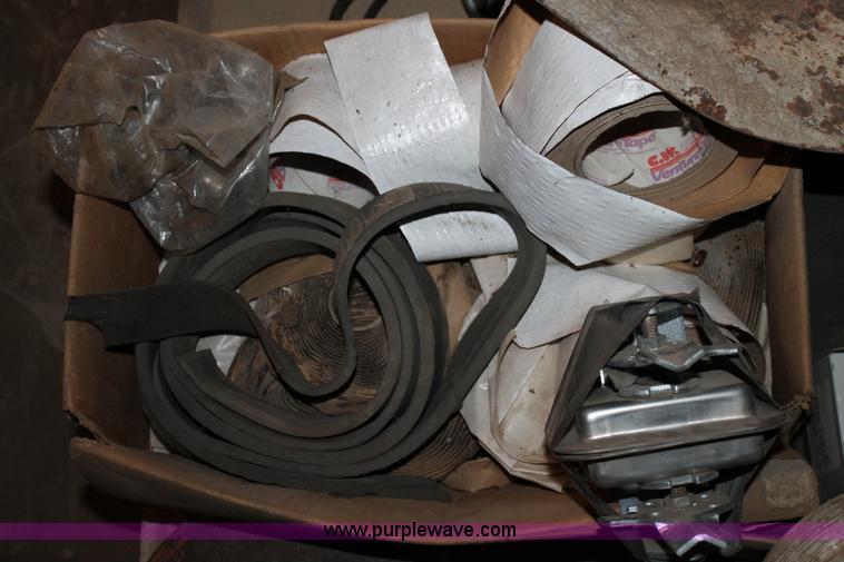 image for item J1432 Assorted parts and tools