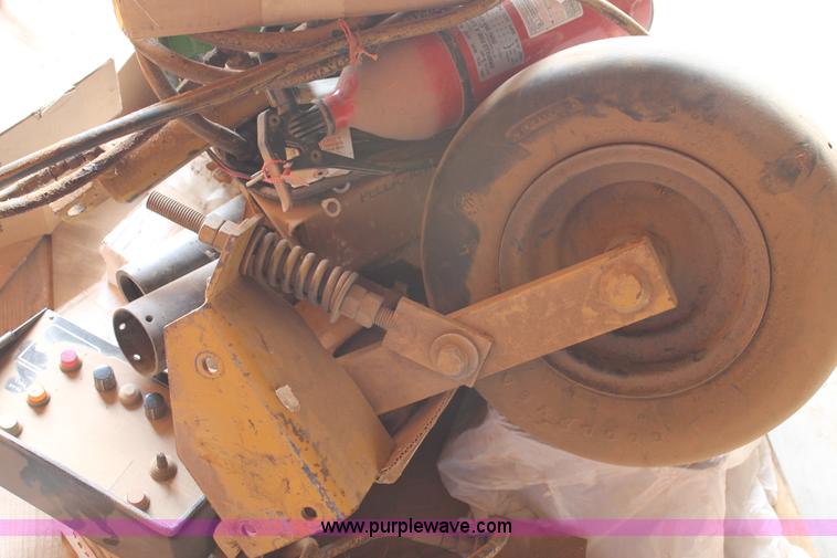 image for item J1433 Assorted parts and tools