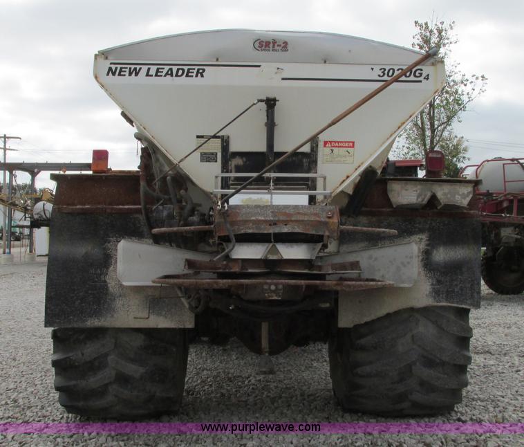 image for item J8716 2000 Sterling L8513 applicator truck