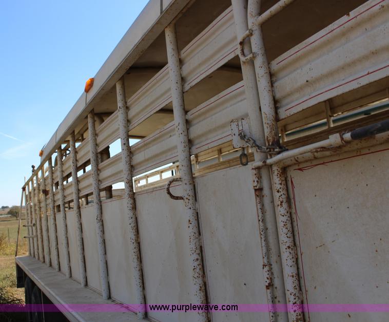 image for item K1200 2005 Coose livestock trailer