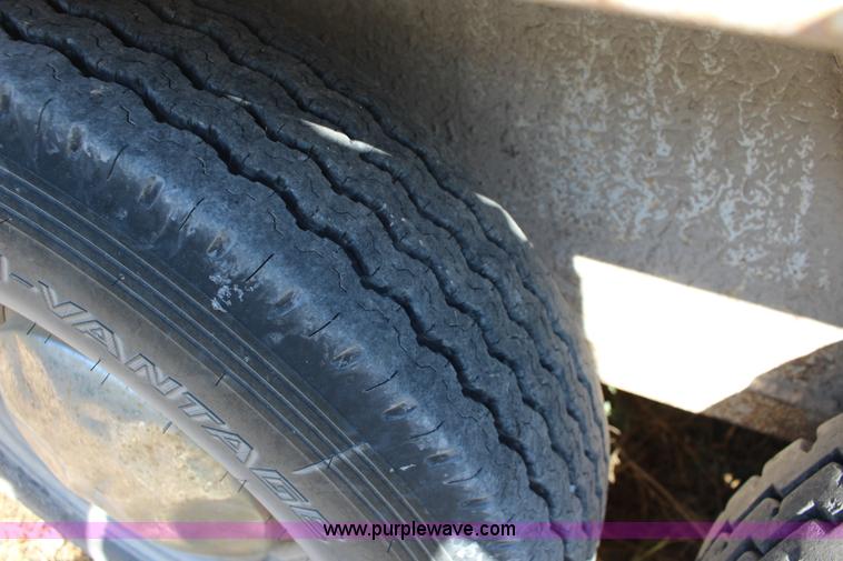 image for item K1200 2005 Coose livestock trailer