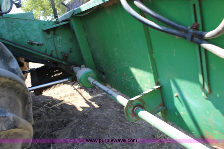 image for item K1202 John Deere 7700 RWA combine