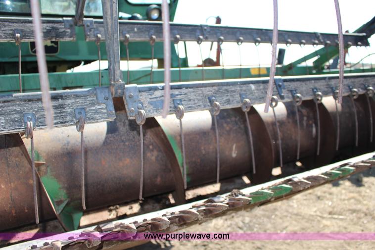 image for item K1202 John Deere 7700 RWA combine