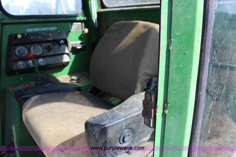 image for item K1202 John Deere 7700 RWA combine