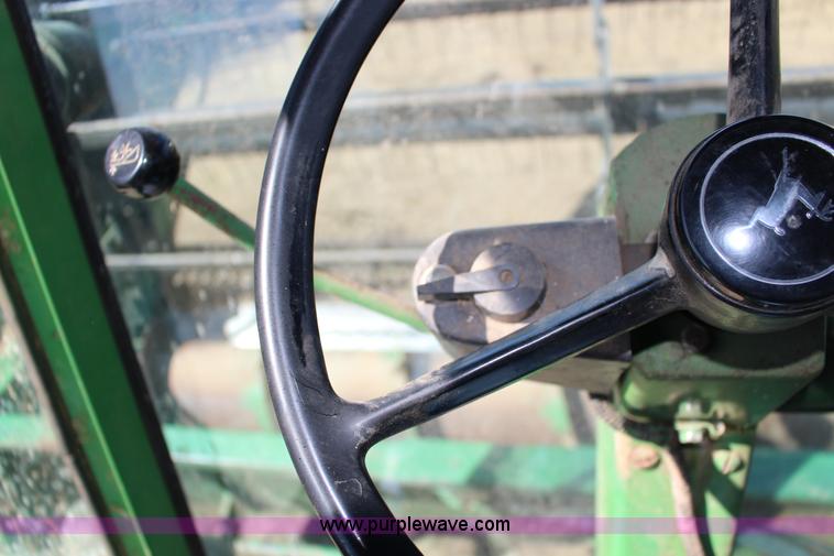 image for item K1202 John Deere 7700 RWA combine