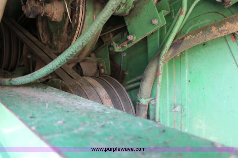 image for item K1202 John Deere 7700 RWA combine