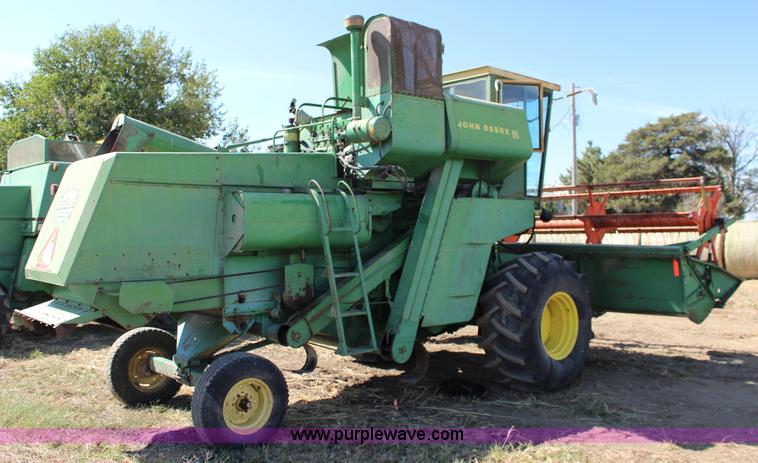 image for item K1203 John Deere 95 combine