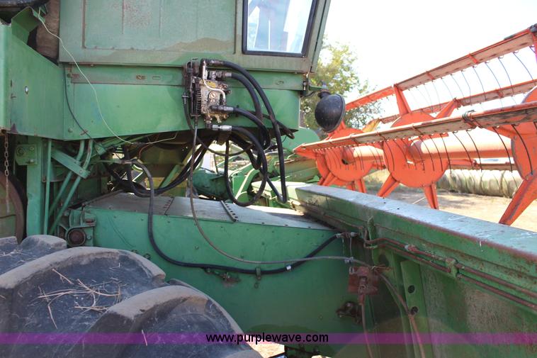 image for item K1203 John Deere 95 combine