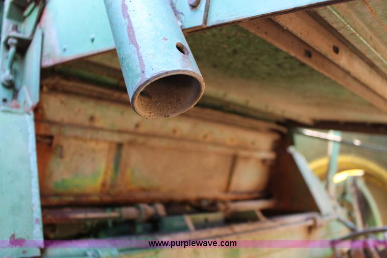 image for item K1203 John Deere 95 combine